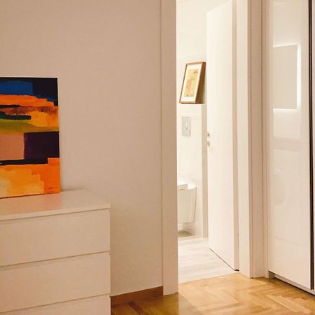 Cozy Newly Renovated 1 Bedroom Apartment In The Heart Of Atene Esterno foto